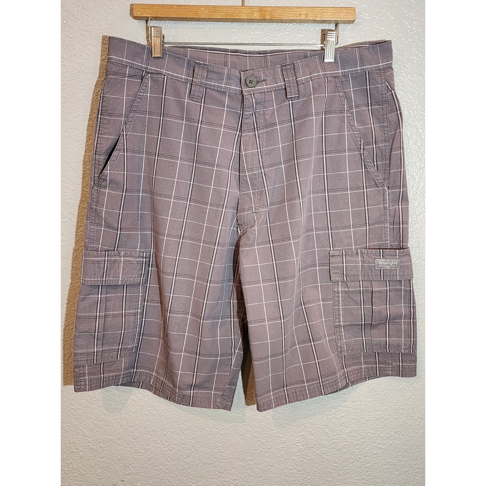 Wrangler Men's Cargo Shorts, Size 36, Gray Plaid, Inseam 10", Flat Front Cotton